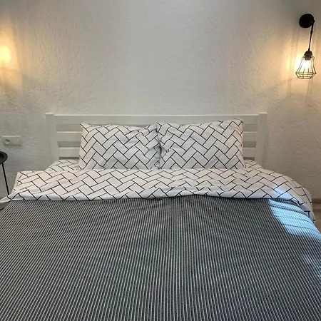 затишна Apartment Odesa